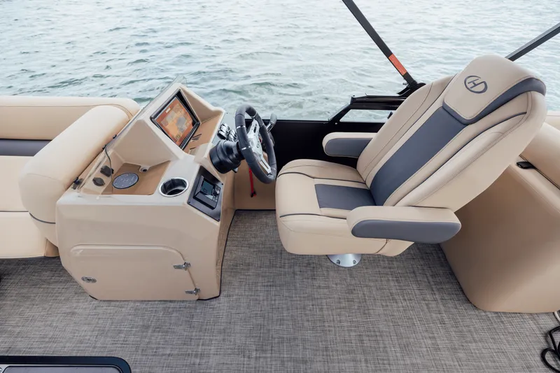 Slide: The Image of Harris 230 Cruiser 2025 - 71