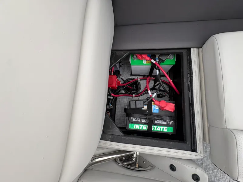 Slide: The Image of Harris 230 Cruiser 2025 - 19