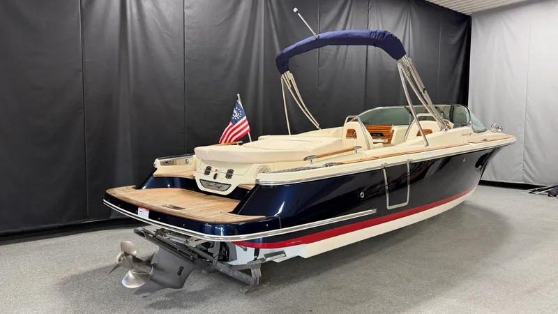 Slide: The Image of Chris-Craft LAUNCH 25 2020 - 2