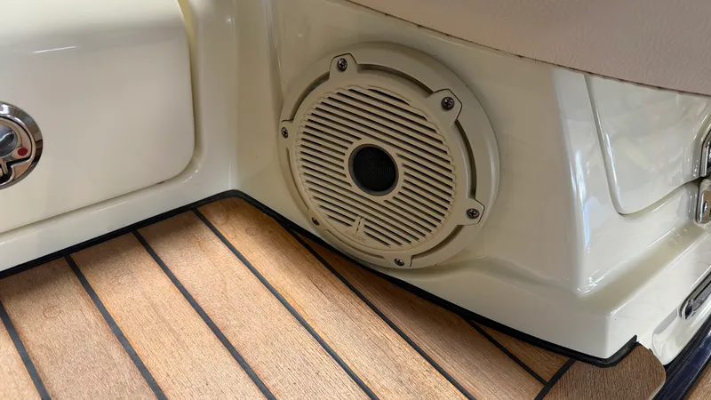Slide: The Image of Chris-Craft LAUNCH 25 2020 - 24
