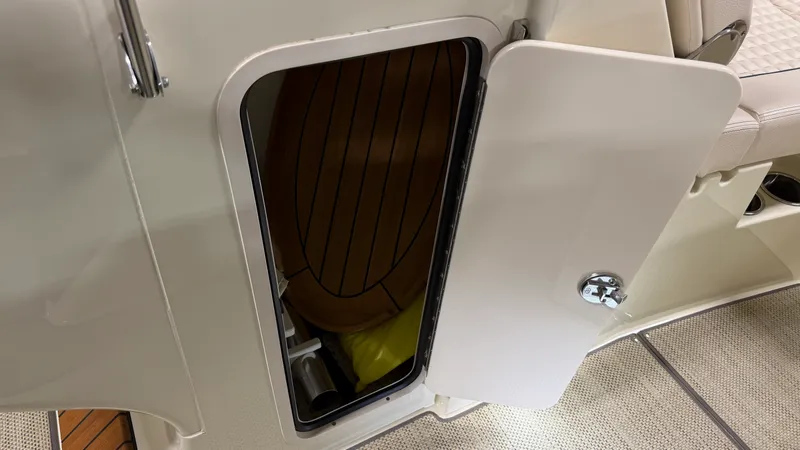 Slide: The Image of Chris-Craft LAUNCH 25 2020 - 82