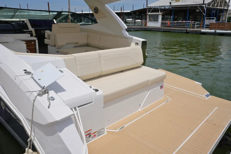 Slide: The Image of Cruisers 38 GLS 2026 - 11