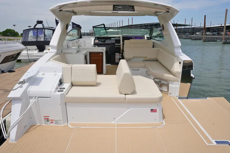 Slide: The Image of Cruisers 38 GLS 2026 - 17