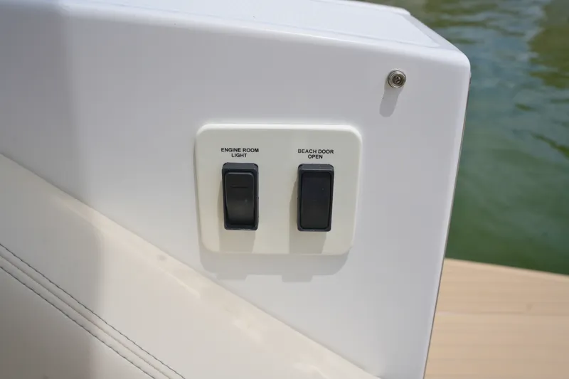 Slide: The Image of Cruisers 38 GLS 2026 - 21