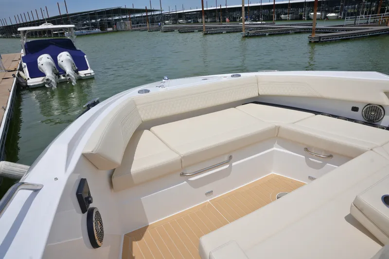 Slide: The Image of Cruisers 38 GLS 2026 - 47