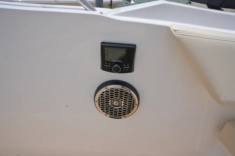 Slide: The Image of Cruisers 38 GLS 2026 - 50