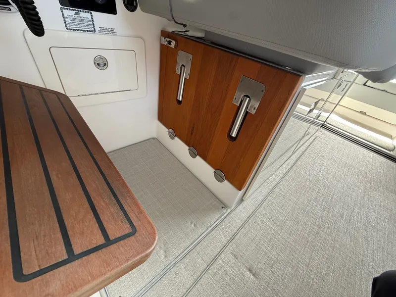 Slide: The Image of Regal 36 XO 2022 - 48