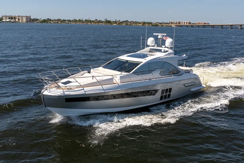 Slide: The Image of Azimut 55S 2015 - 11