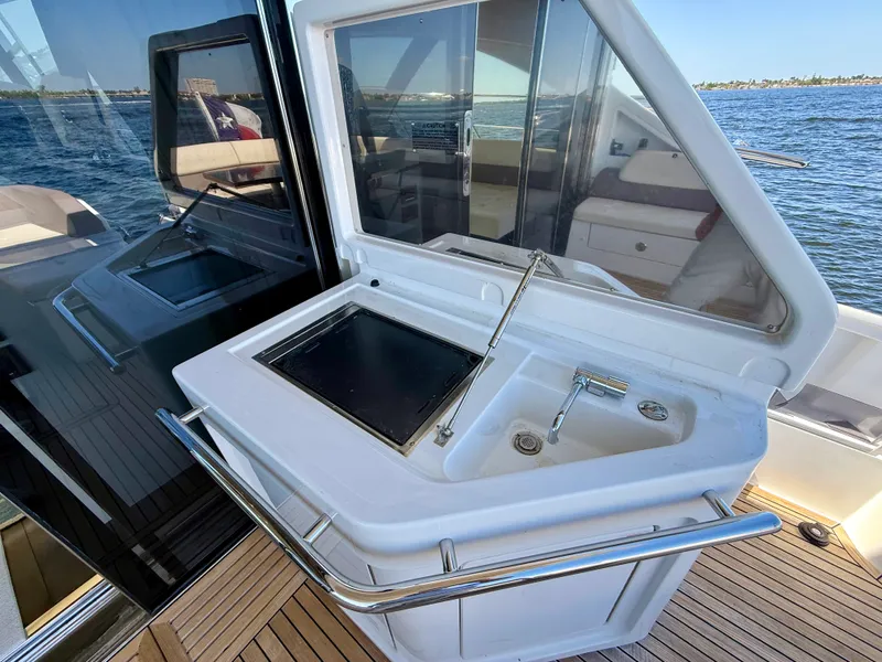 Slide: The Image of Azimut 55S 2015 - 19