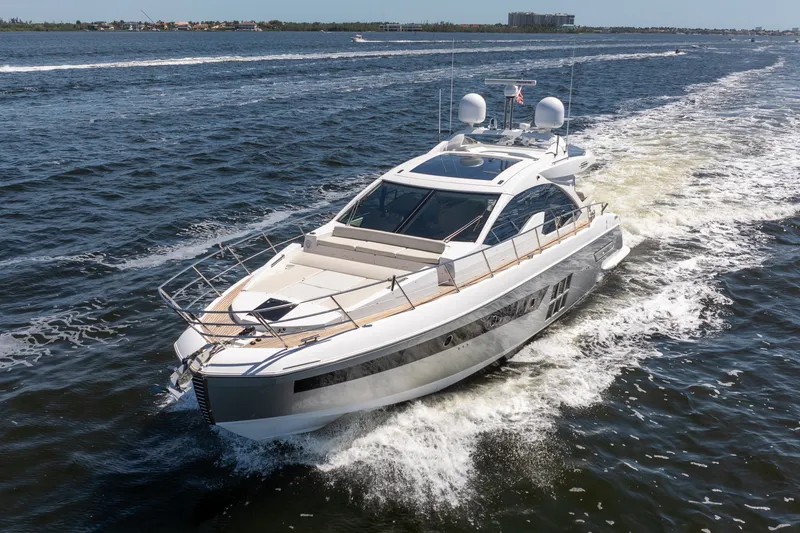 Slide: The Image of Azimut 55S 2015 - 4