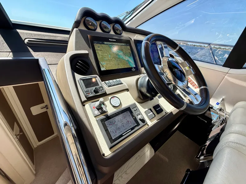 Slide: The Image of Azimut 55S 2015 - 55