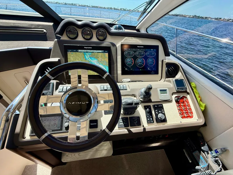 Slide: The Image of Azimut 55S 2015 - 56