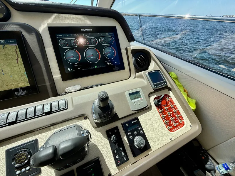 Slide: The Image of Azimut 55S 2015 - 57