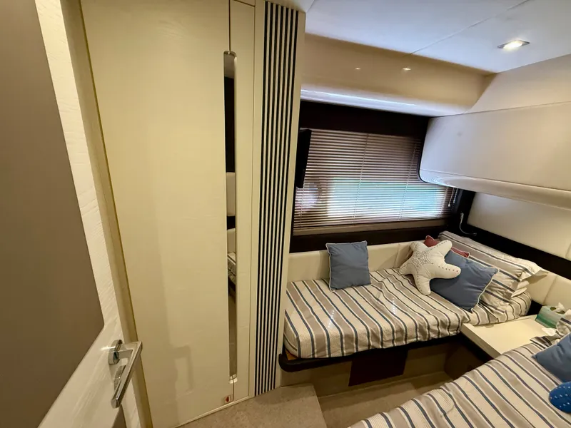 Slide: The Image of Azimut 55S 2015 - 62