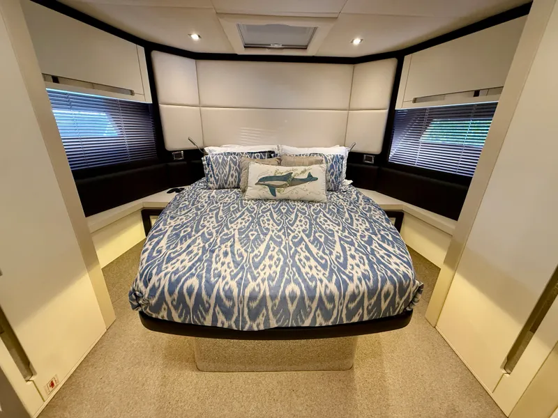 Slide: The Image of Azimut 55S 2015 - 65
