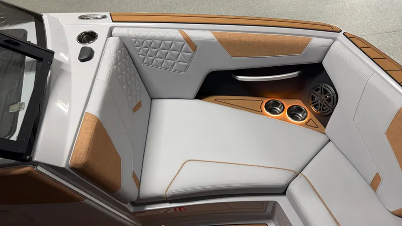 Slide: The Image of Nautique Super Air Nautique GS22 2026 - 84