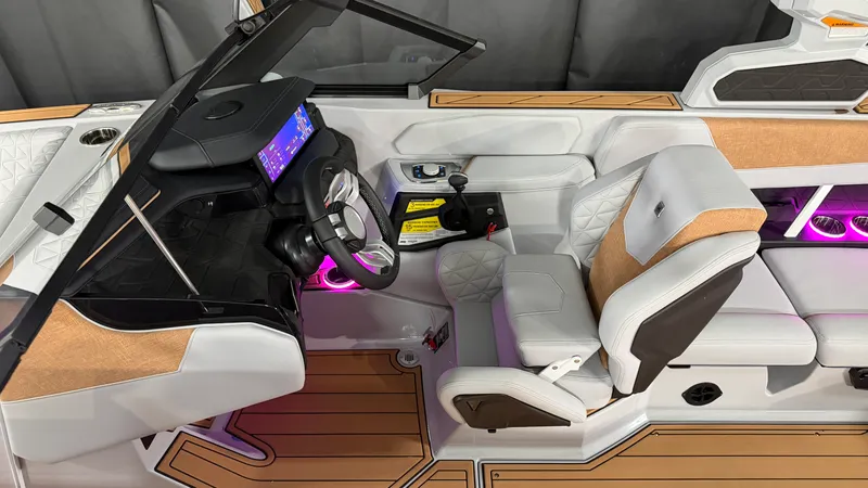 Slide: The Image of Nautique Super Air Nautique GS22 2026 - 65