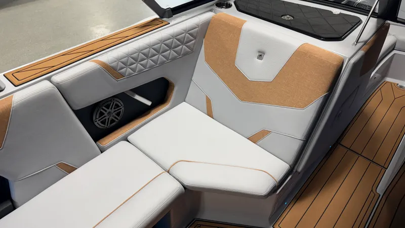 Slide: The Image of Nautique Super Air Nautique GS22 2026 - 56