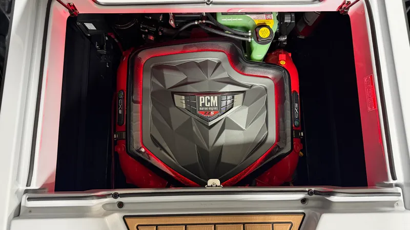 Slide: The Image of Nautique Super Air Nautique GS22 2026 - 21