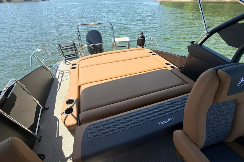 Slide: The Image of Harris SUNLINER 250 SPORT 2026 - 10