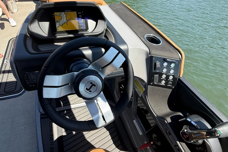 Slide: The Image of Harris SUNLINER 250 SPORT 2026 - 20