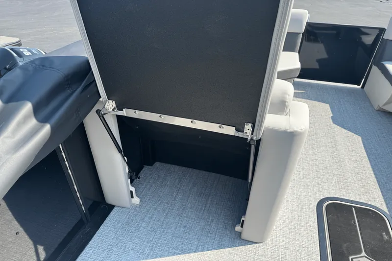 Slide: The Image of Harris 230 Cruiser 2025 - 10