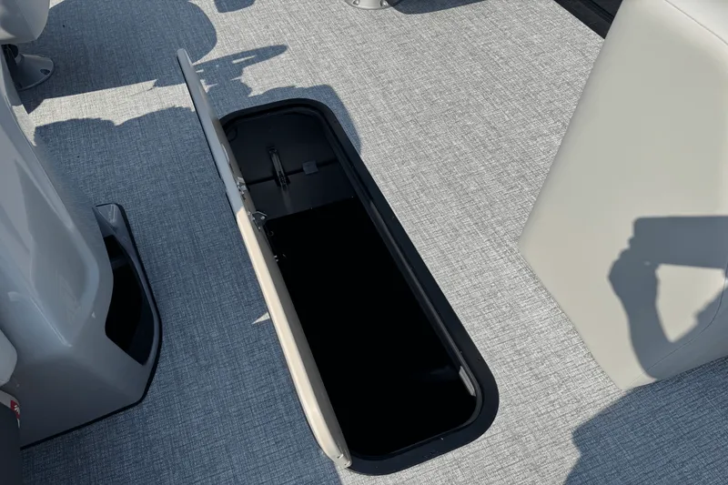 Slide: The Image of Harris 230 Cruiser 2025 - 9