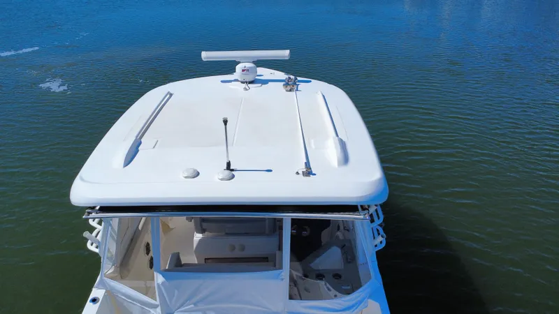 Slide: The Image of Boston Whaler 350 Realm 2019 - 5