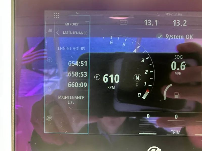 Slide: The Image of Boston Whaler 350 Realm 2019 - 25