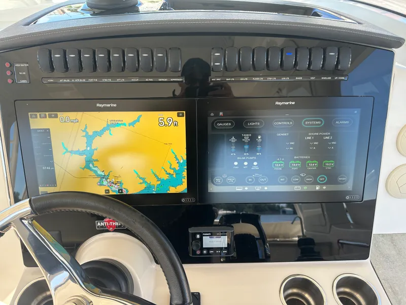 Slide: The Image of Boston Whaler 350 Realm 2019 - 27