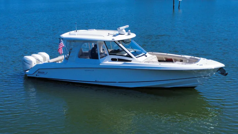 Slide: The Image of Boston Whaler 350 Realm 2019 - 8
