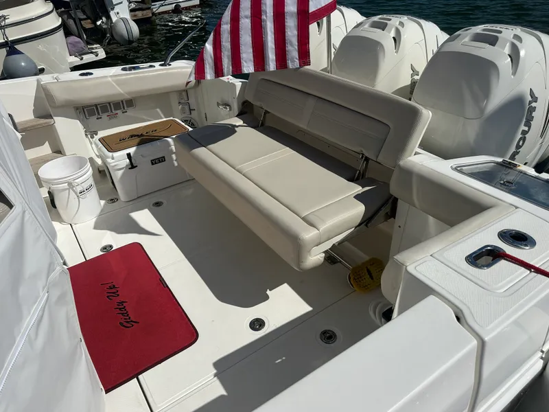 Slide: The Image of Boston Whaler 350 Realm 2019 - 14