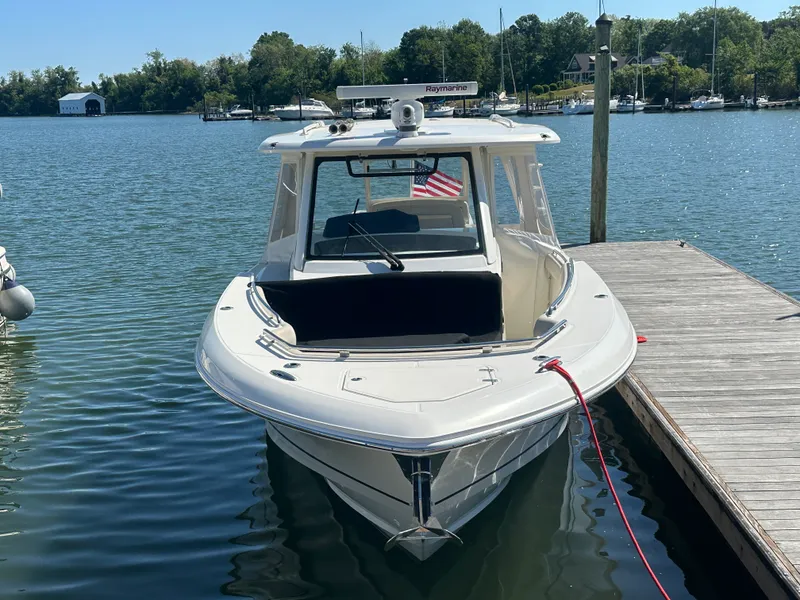 Slide: The Image of Boston Whaler 350 Realm 2019 - 10