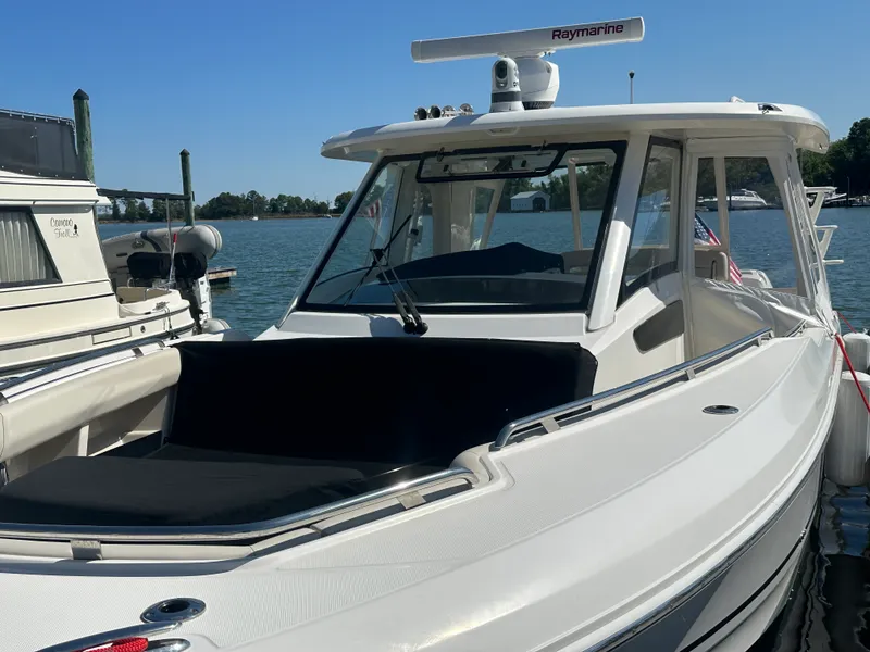 Slide: The Image of Boston Whaler 350 Realm 2019 - 13