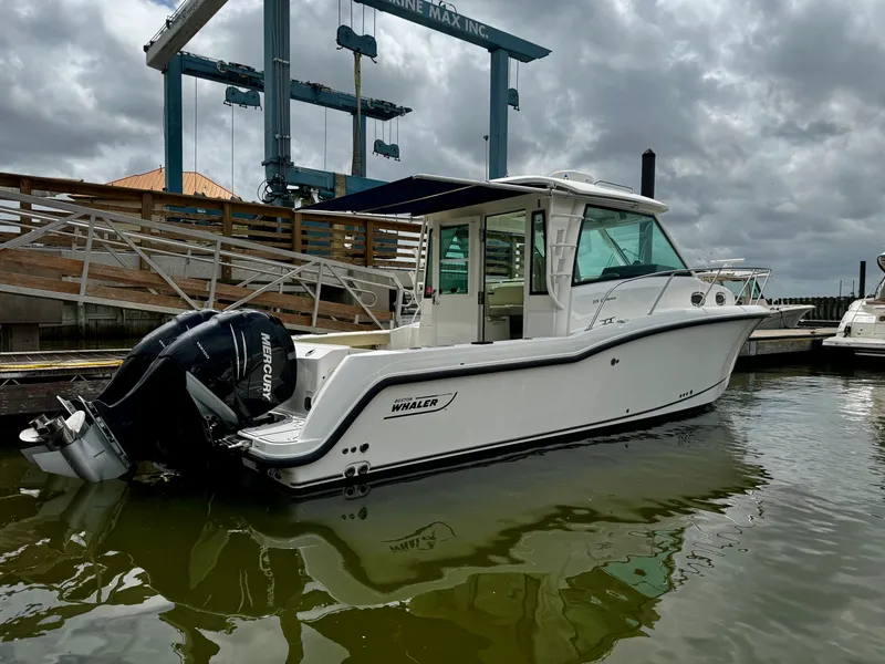 The Image of Boston Whaler 315 CONQUEST 2016 - undefined