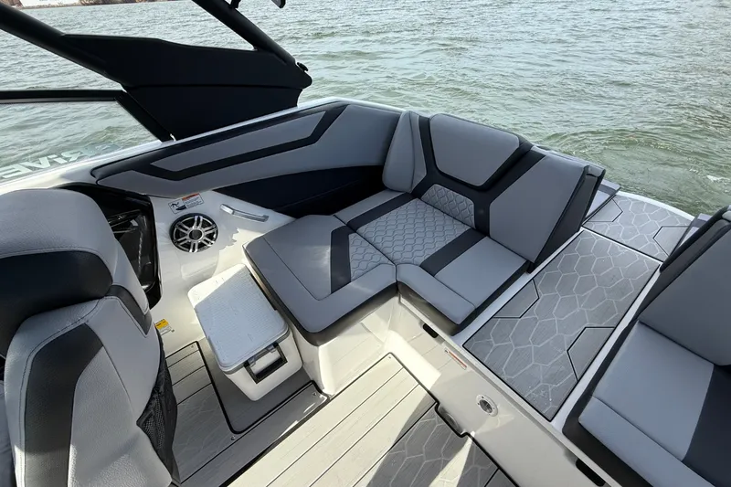 Slide: The Image of Yamaha 222XD 2026 - 14