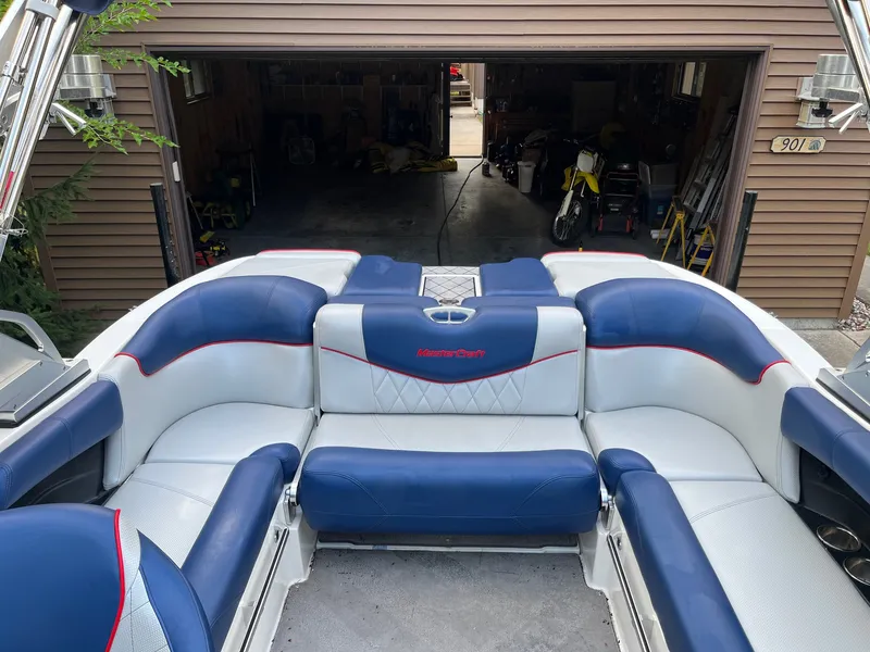 Slide: The Image of Mastercraft X20 2015 - 24