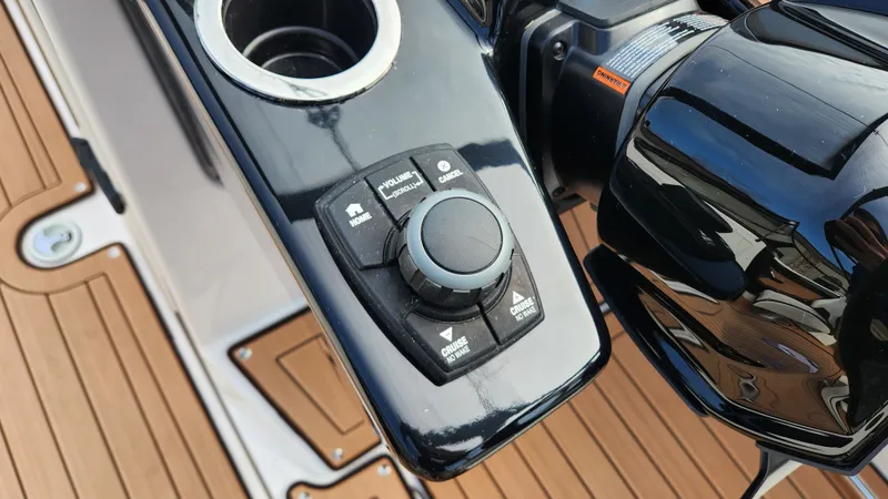 Slide: The Image of Yamaha 222 SD 2023 - 24