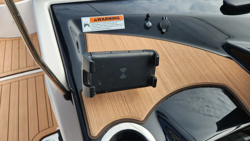 Slide: The Image of Yamaha 222 SD 2023 - 25