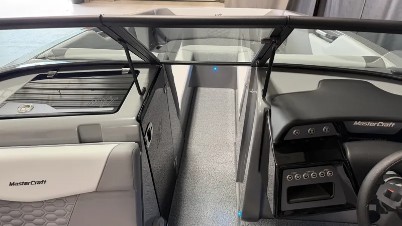 Slide: The Image of Mastercraft NXT24 2026 - 70
