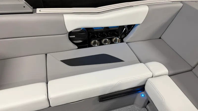 Slide: The Image of Mastercraft NXT24 2026 - 29
