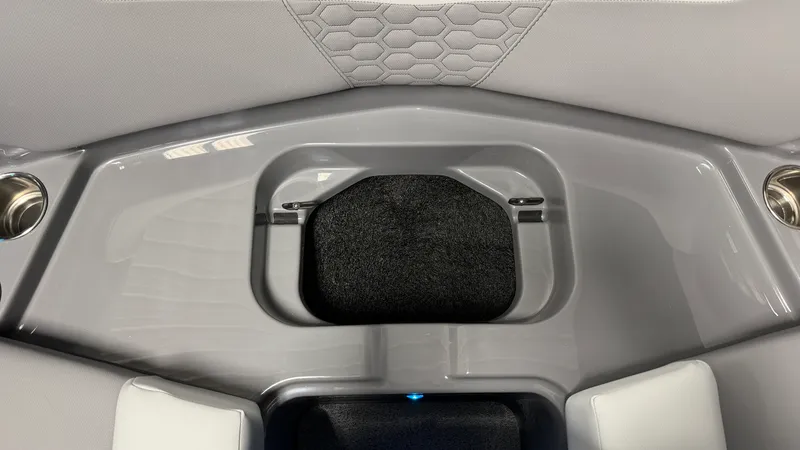 Slide: The Image of Mastercraft NXT24 2026 - 81