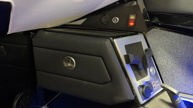 Slide: The Image of Mastercraft X24 2026 - 69