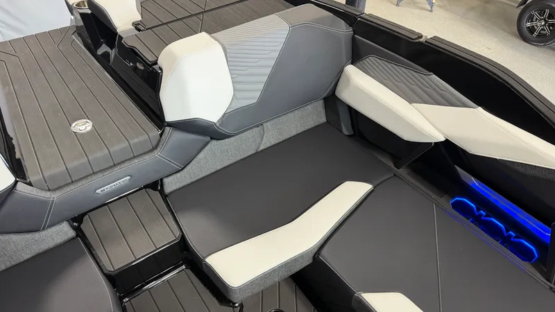 Slide: The Image of Mastercraft X24 2026 - 42