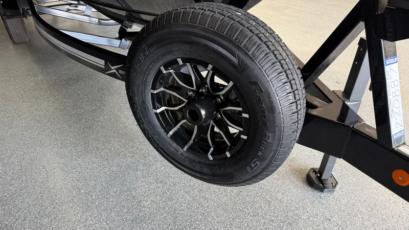 Slide: The Image of Mastercraft X24 2026 - 103