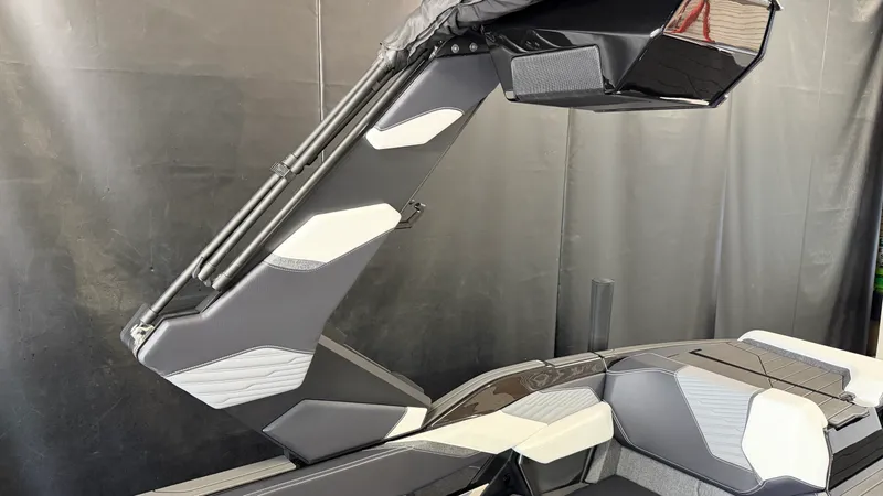 Slide: The Image of Mastercraft X24 2026 - 88