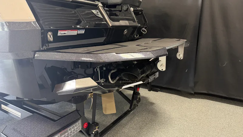 Slide: The Image of Mastercraft X24 2026 - 8