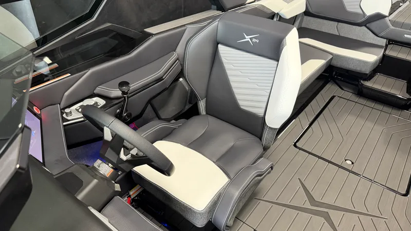 Slide: The Image of Mastercraft X24 2026 - 60