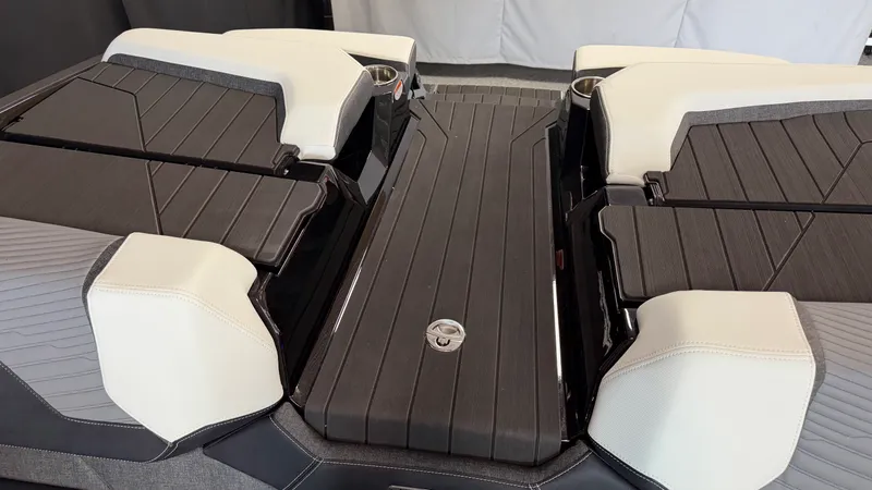 Slide: The Image of Mastercraft X24 2026 - 25
