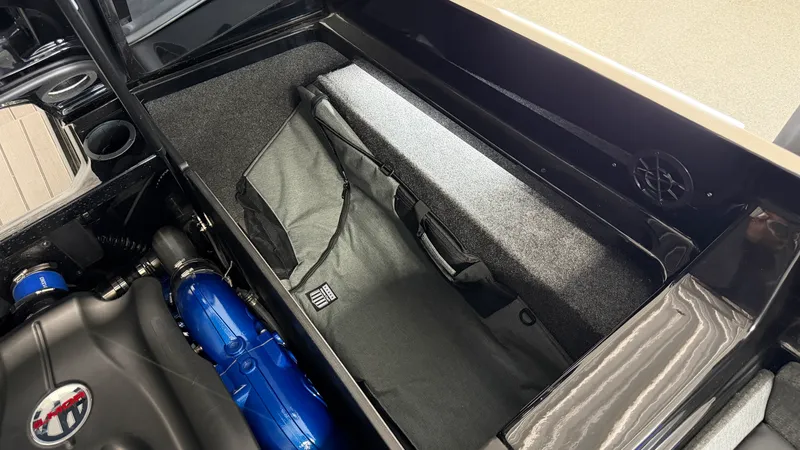 Slide: The Image of Mastercraft X24 2026 - 27